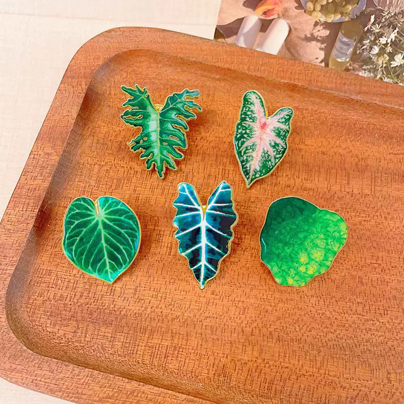 Potted Plant Brooch Monstera A - Aloe Vera Pot recensione e prezzo